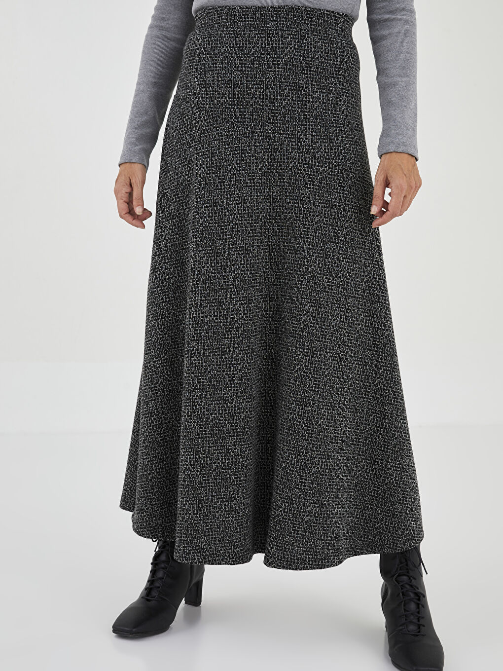 Gri Beli Lastikli Desenli Kadın Kloş Etek-1