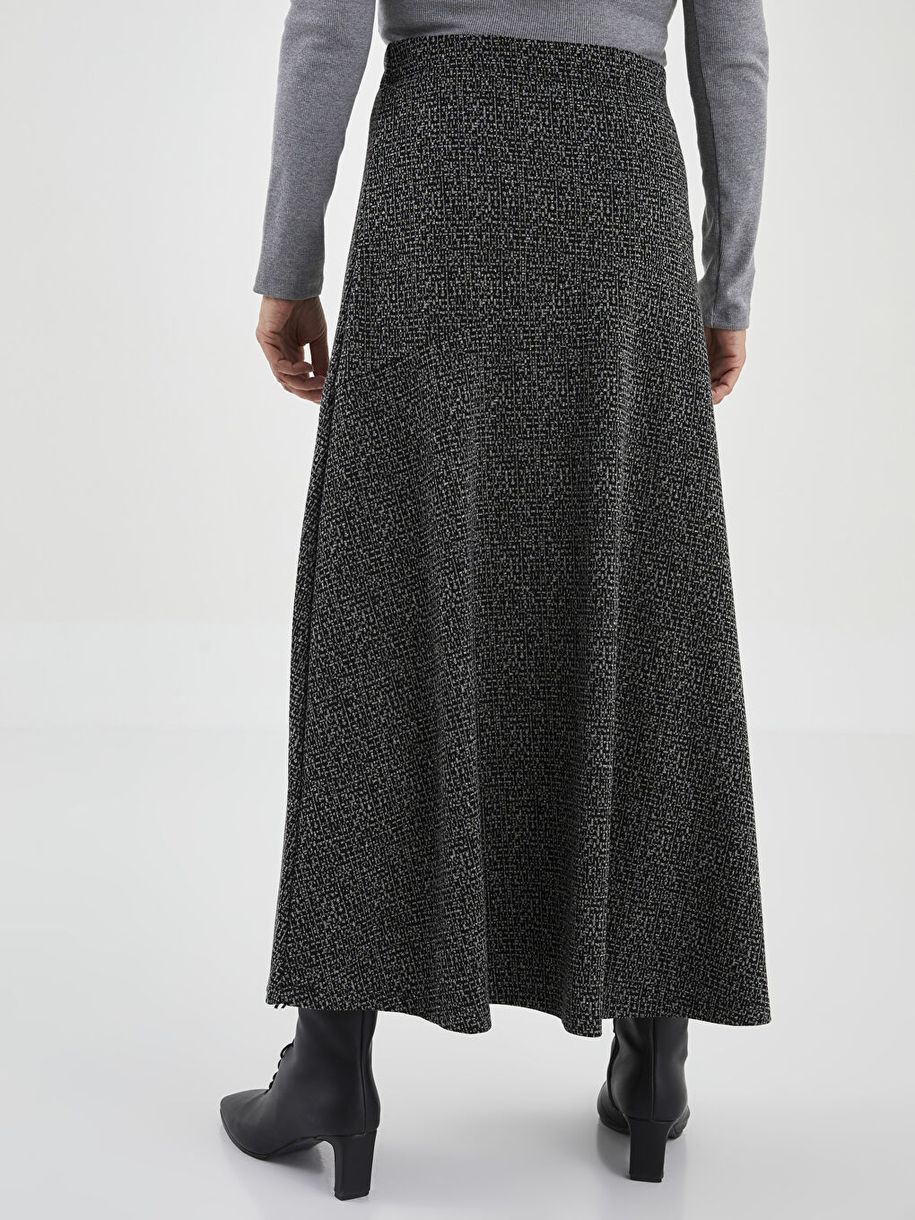 Gri Beli Lastikli Desenli Kadın Kloş Etek-3