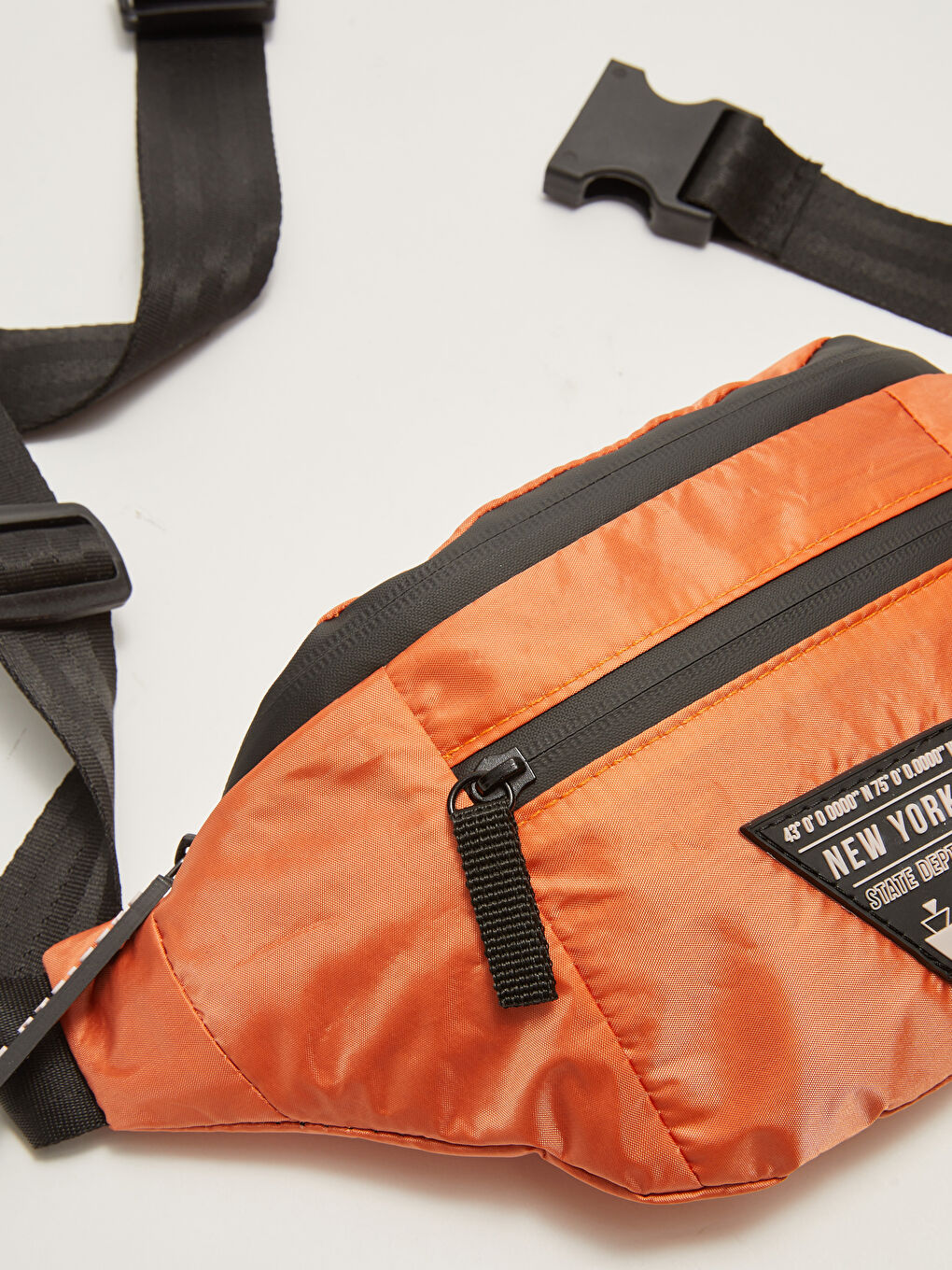 Boys Label Detail Waist Bag-1