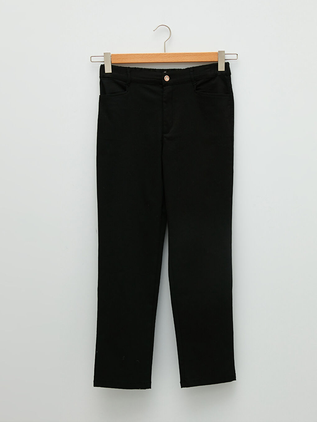 Брюки Женские из Габардина Прямого Кроя с Карманами, Эластичной Талией и Узким Покроем-5