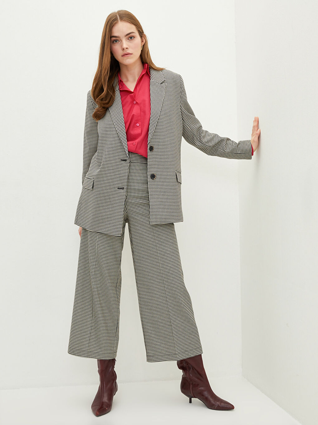 Sacou cu Închidere Frontală cu Nasturi Model Crowbar Mânecă Lungă pentru Femei-1