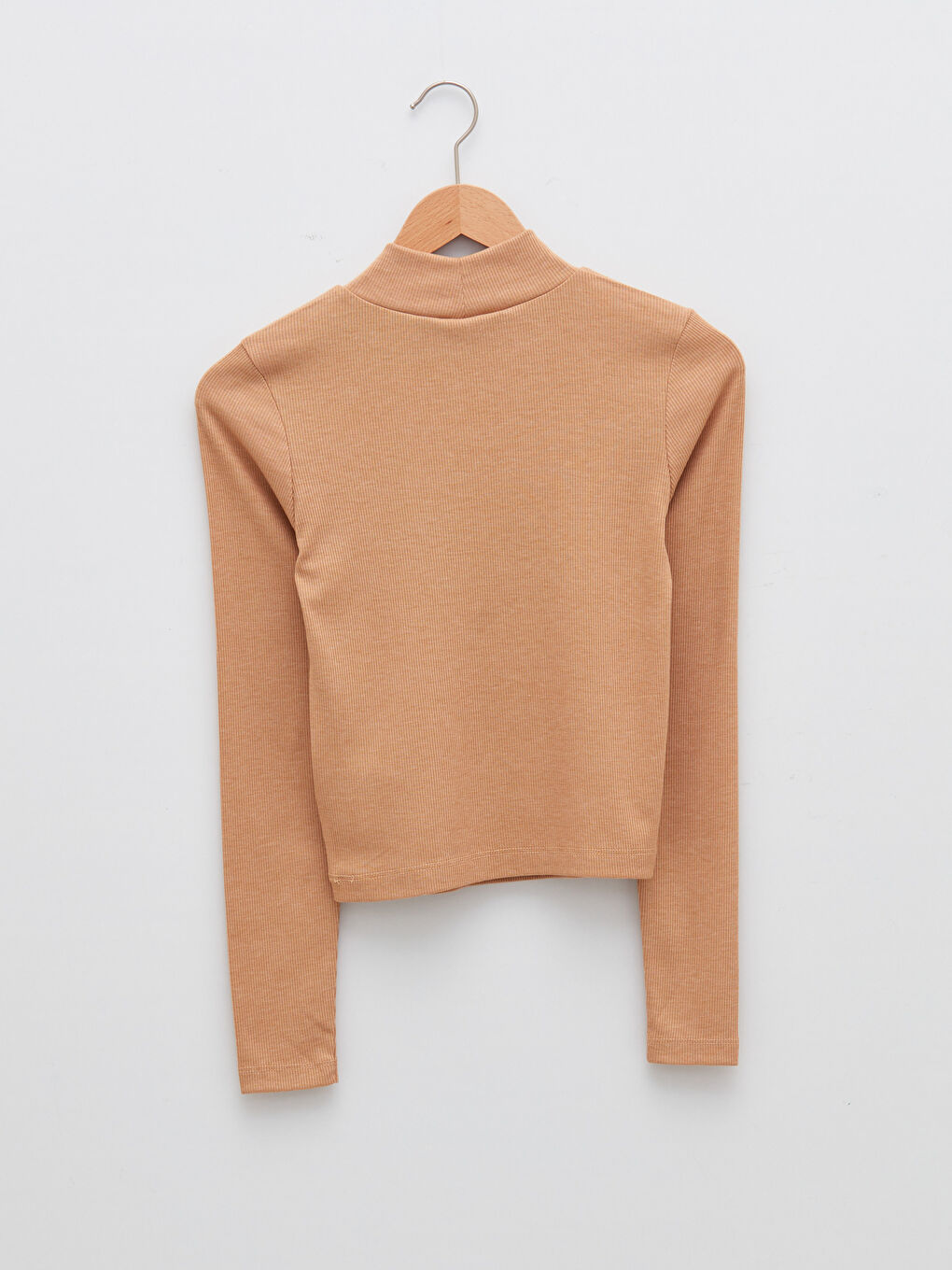 Bej Dik Yaka Düz Uzun Kollu Kadın Tişört-6