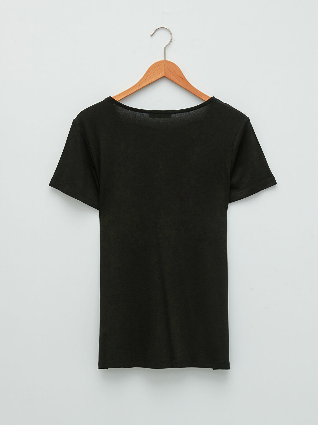 Siyah V Yaka Düz Kısa Kollu Krep Kadın Tişört-5