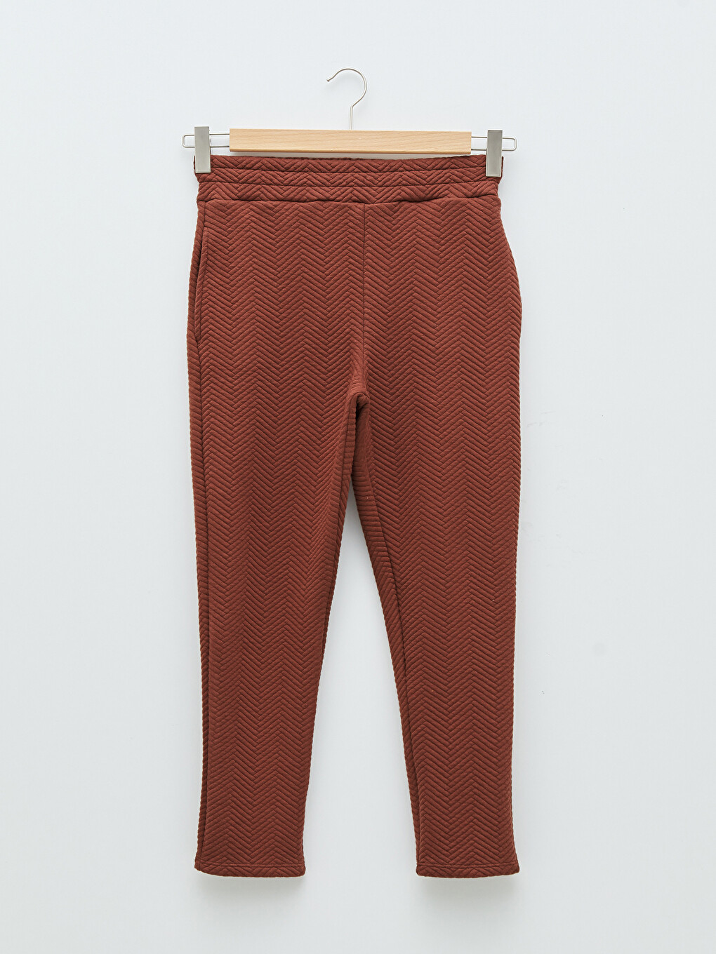 Women's Elastic Waist Quilted Patterned Sweatpants-5