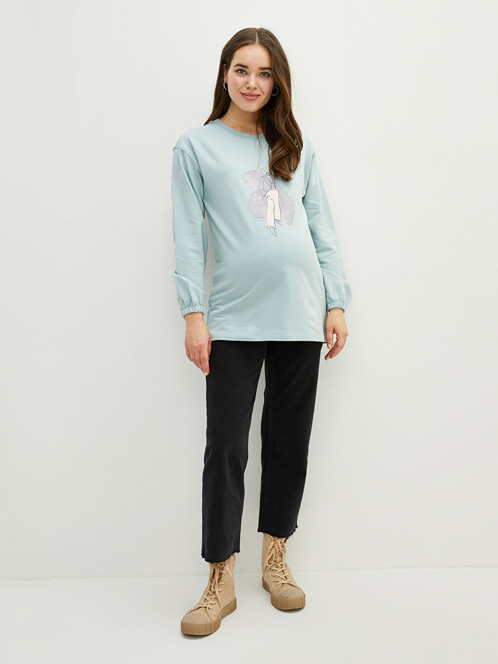 Crew Neck Printed Long Sleeve Maternity Sweatshirt-1