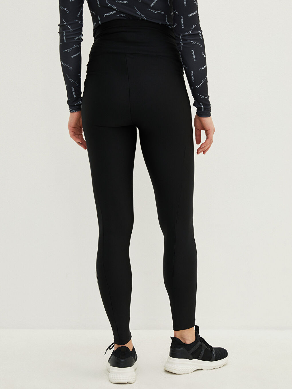 Elastic Waist Printed Maternity Leggings-3