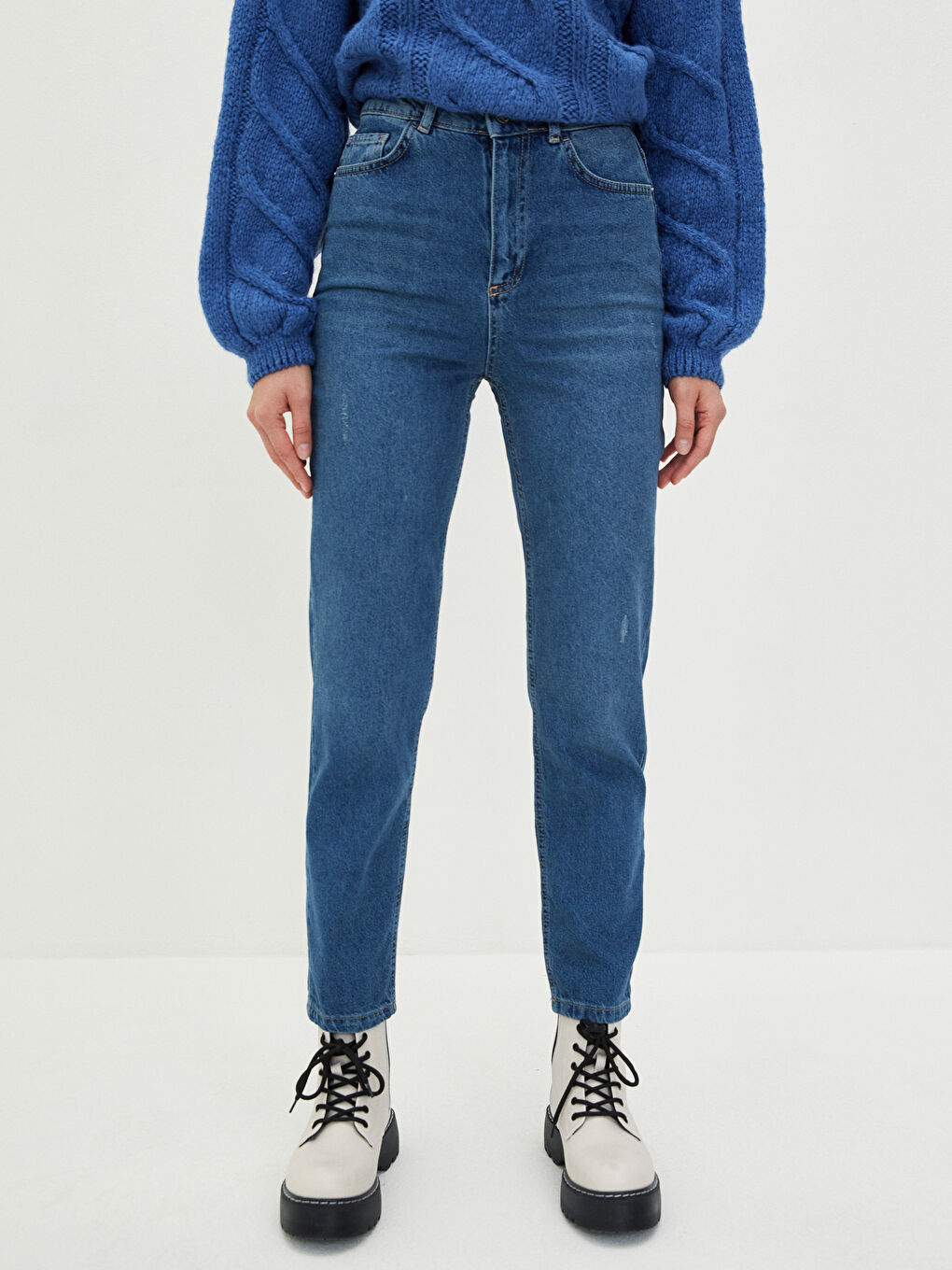 İndigo Yüksek Bel Straight Fit Cep Detaylı Kadın Rodeo Jean Pantolon-3