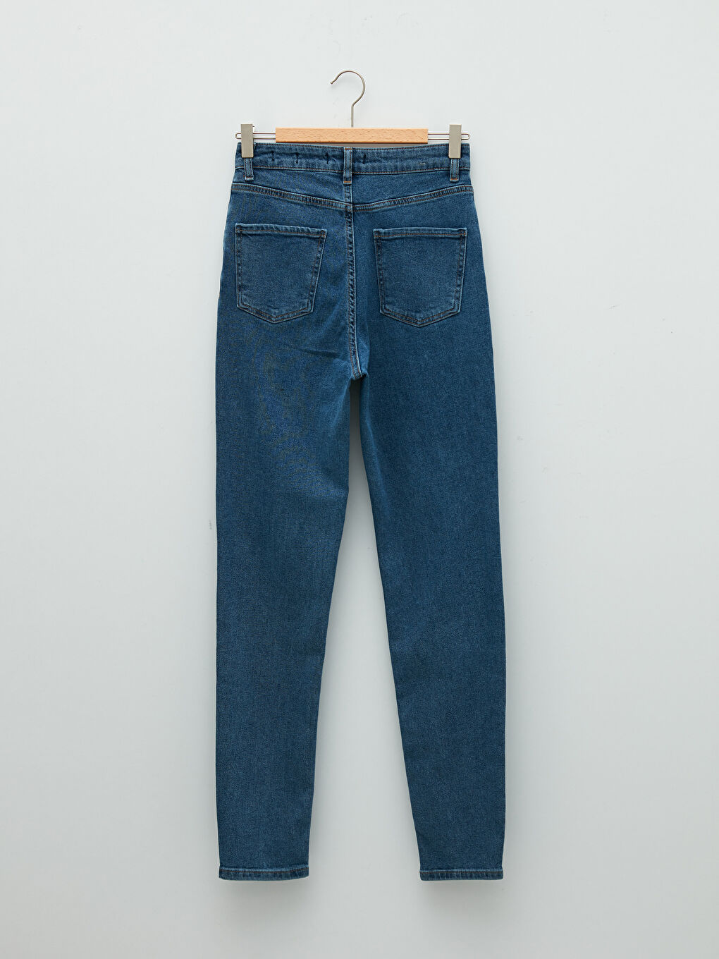 High Waist Slim Fit Rodeo Jean Trousers For Women With Pocket Detail-6