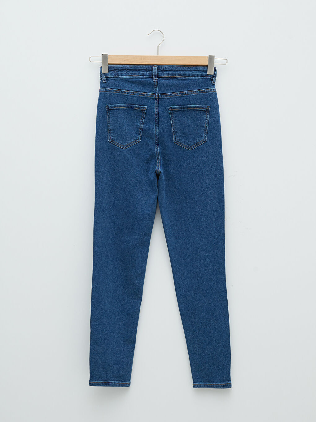 بنطلون جينز وسط عالي رفيع بجيوب للسيدات روديو-6