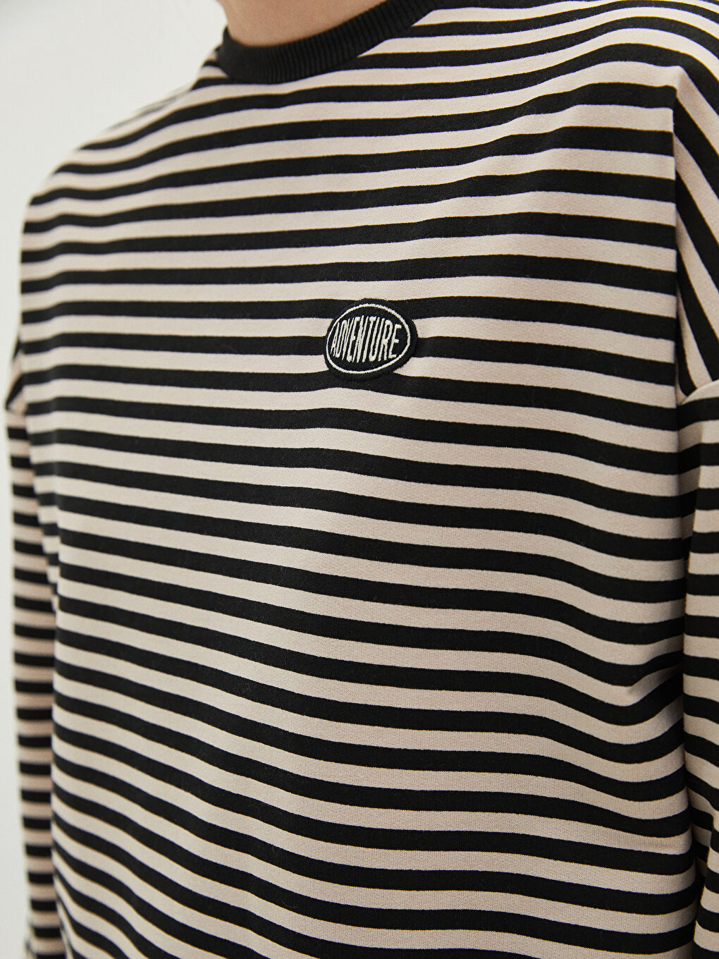 Полосатый оверсайз женский свитшот-туника-2