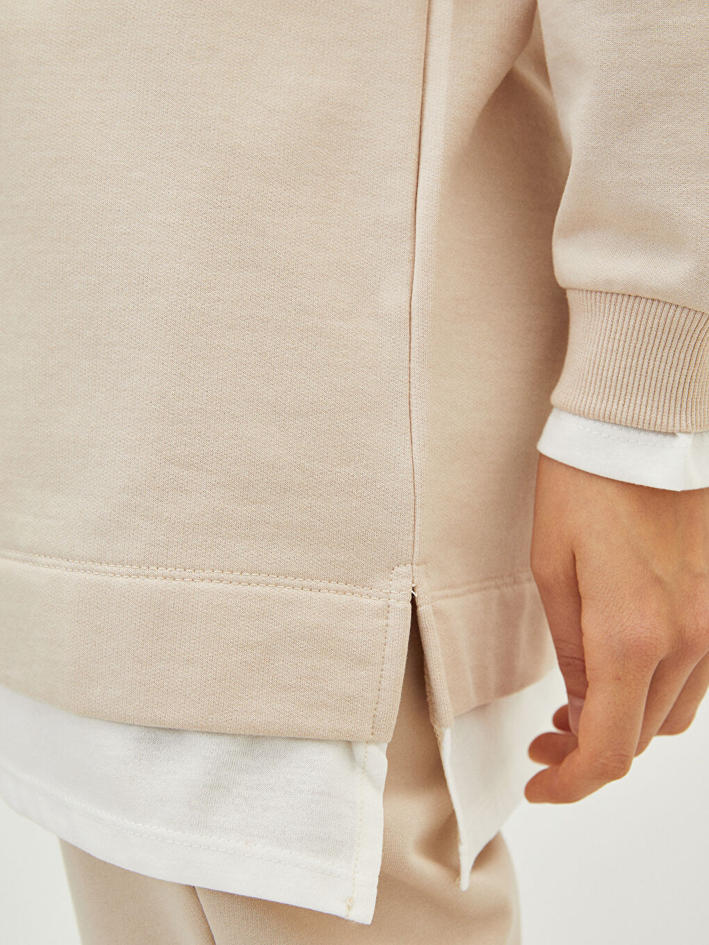 LCW Modest Rundhalsausschnitt Schlicht Langarm Sweatshirt-Tunika für Damen -W1IU10Z8-RTU