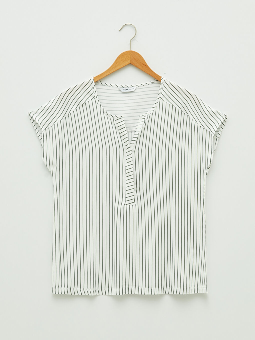 Haki Kaçık Yaka Çizgili Kısa Kollu Viskon Kadın Bluz-5