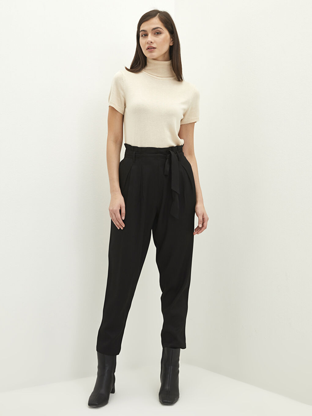 Elastic Waist Comfortable Fit Tie Detail Women's Trousers
