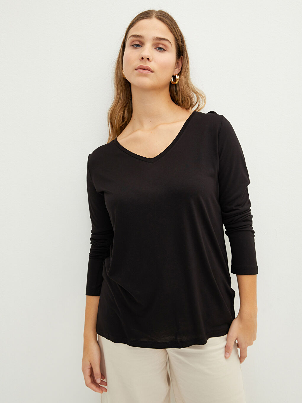 Plus Size V-Neck Straight Long Sleeve Viscose Female T-Shirt