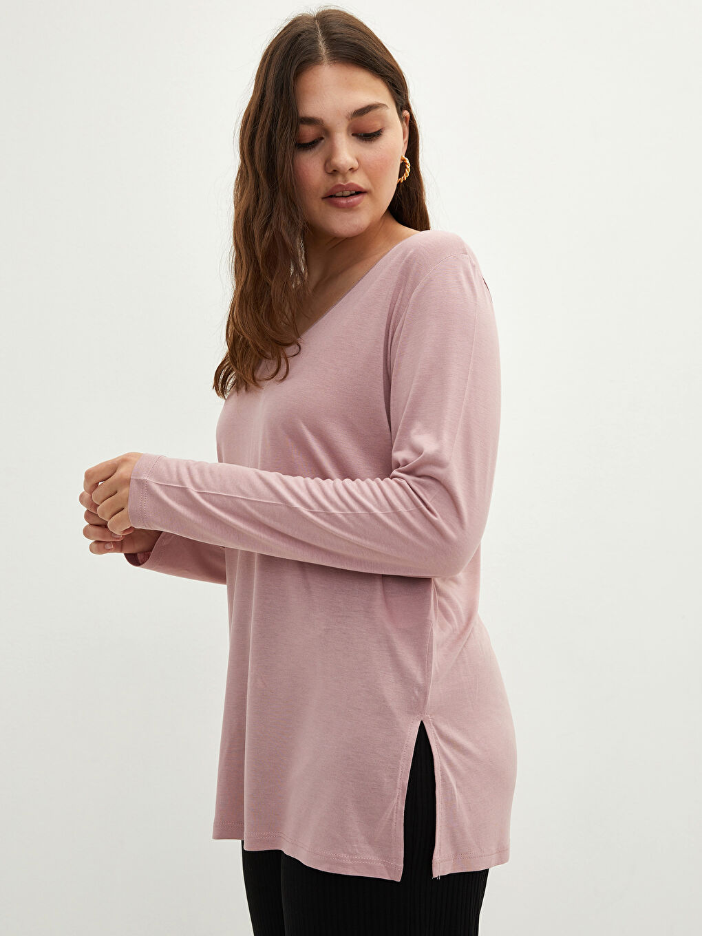 Plus Size V-Neck Straight Long Sleeve Viscose Female T-Shirt