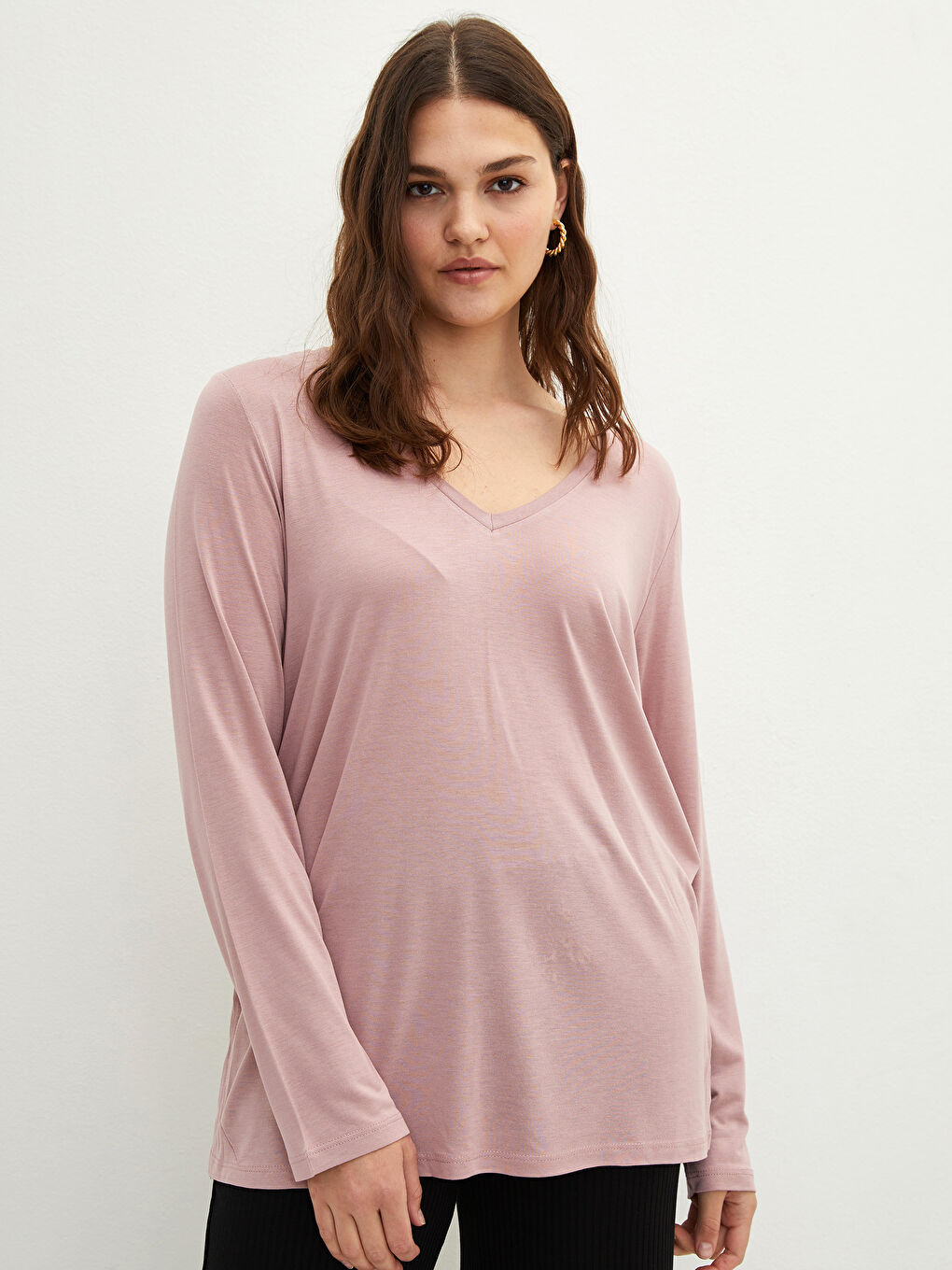 Plus Size V-Neck Straight Long Sleeve Viscose Female T-Shirt-1