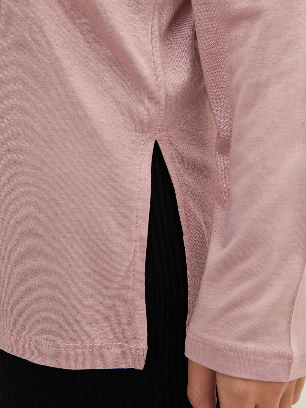 Plus Size V-Neck Straight Long Sleeve Viscose Female T-Shirt-3