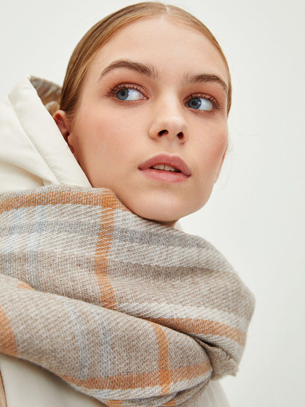 Tasseled Striped Women's Scarf