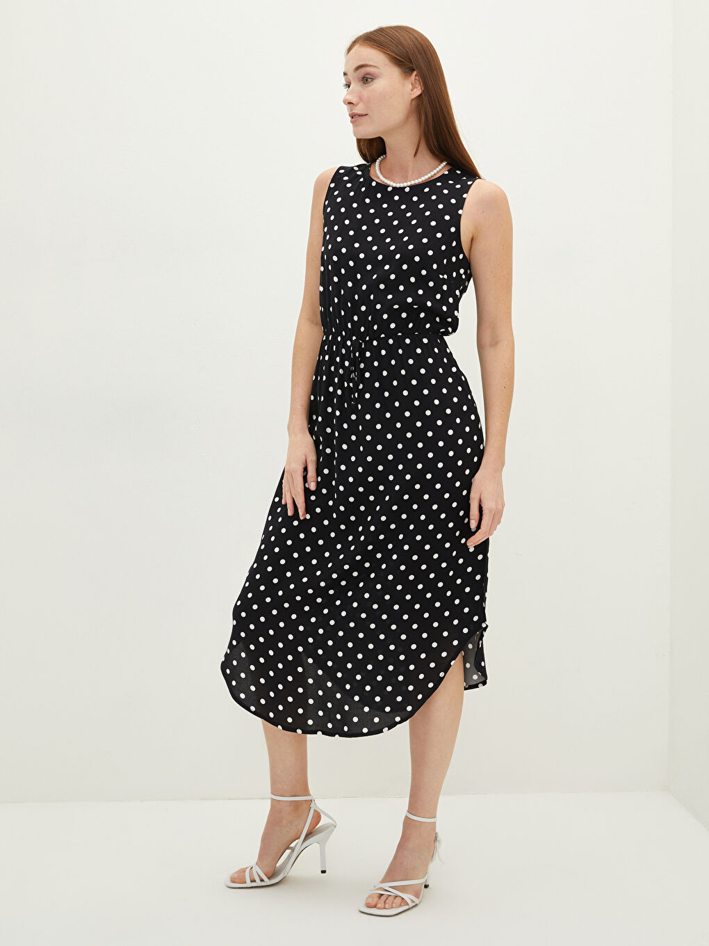 Siyah Bisiklet Yaka Puantiyeli A Kesim Viskon Kadın Elbise-1