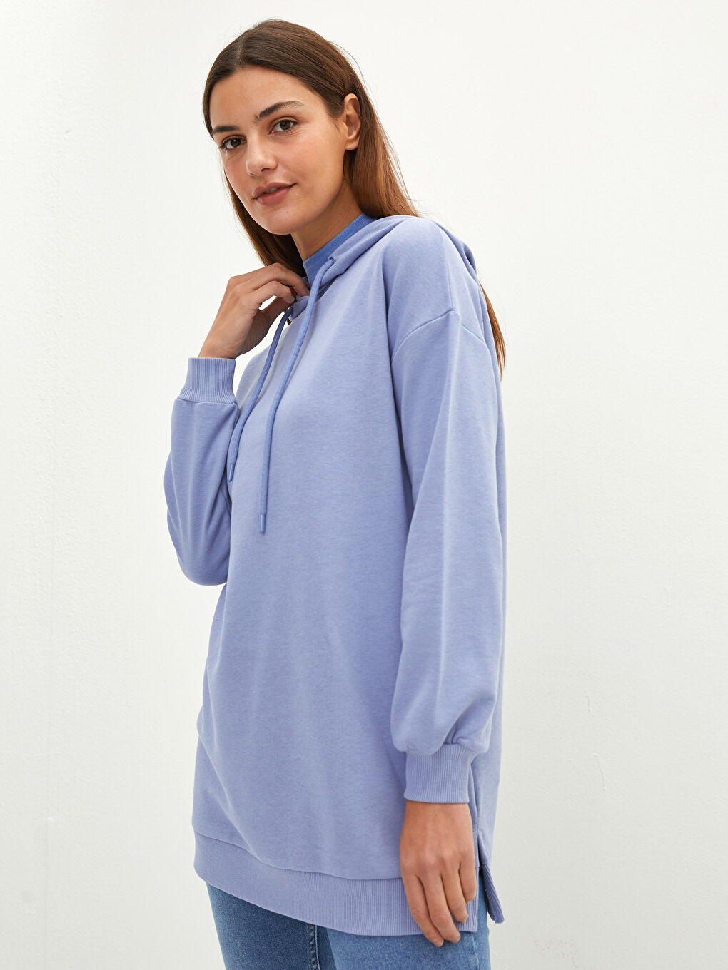 Толстовка-Туника Женская Оверсайз С Капюшоном Однотонная С Длинным Рукавом-1