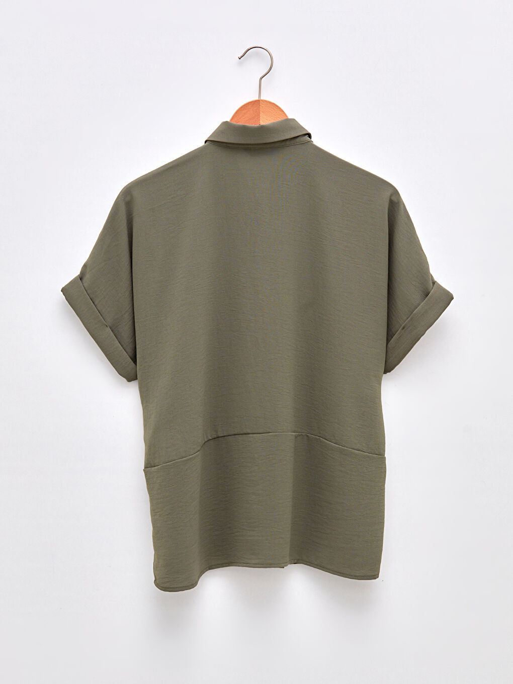 Haki Önden Düğme Kapamalı Düz Kısa Kollu Krep Kumaş Kadın Gömlek-7