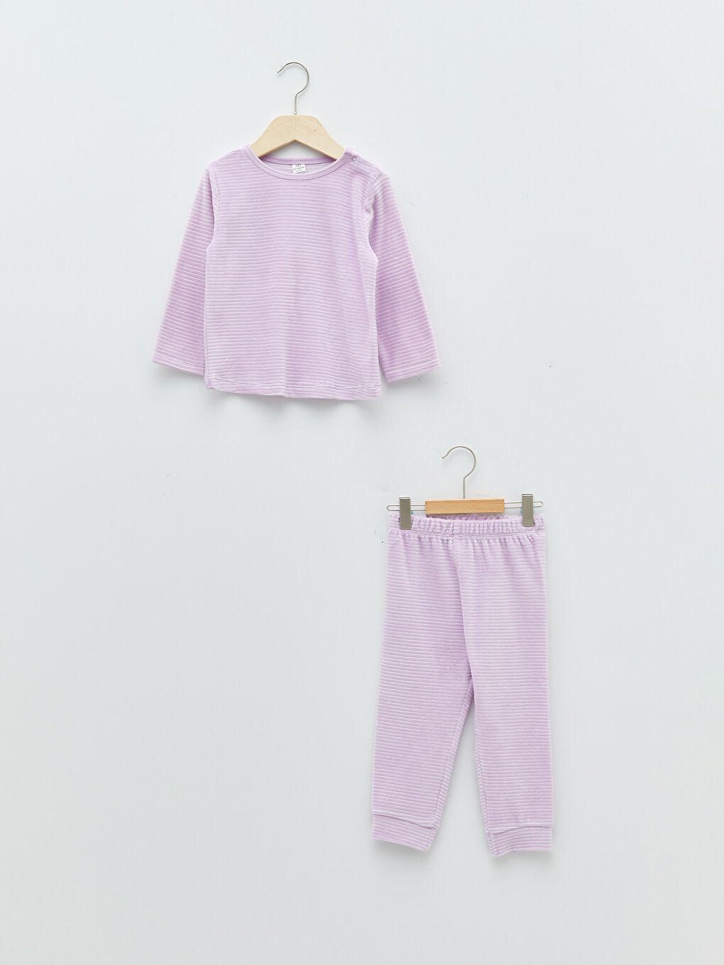 Ensemble de pyjama bébé fille basique en velours à col rond et manches longues