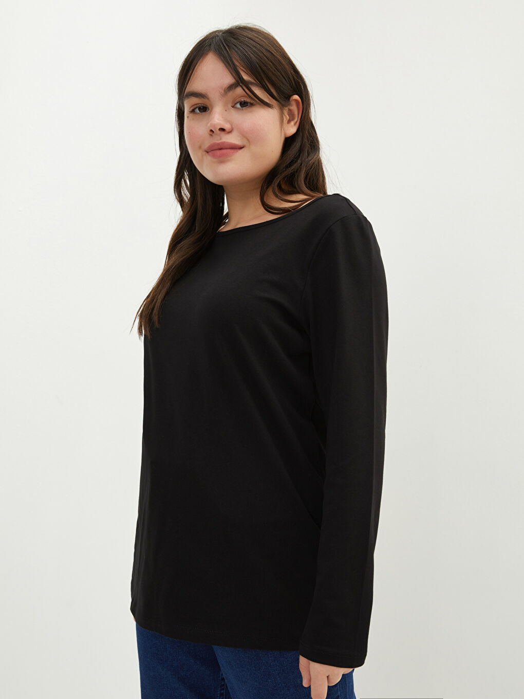 Siyah Büyük Beden Bisiklet Yaka Düz Uzun Kollu Kadın Tişört-1
