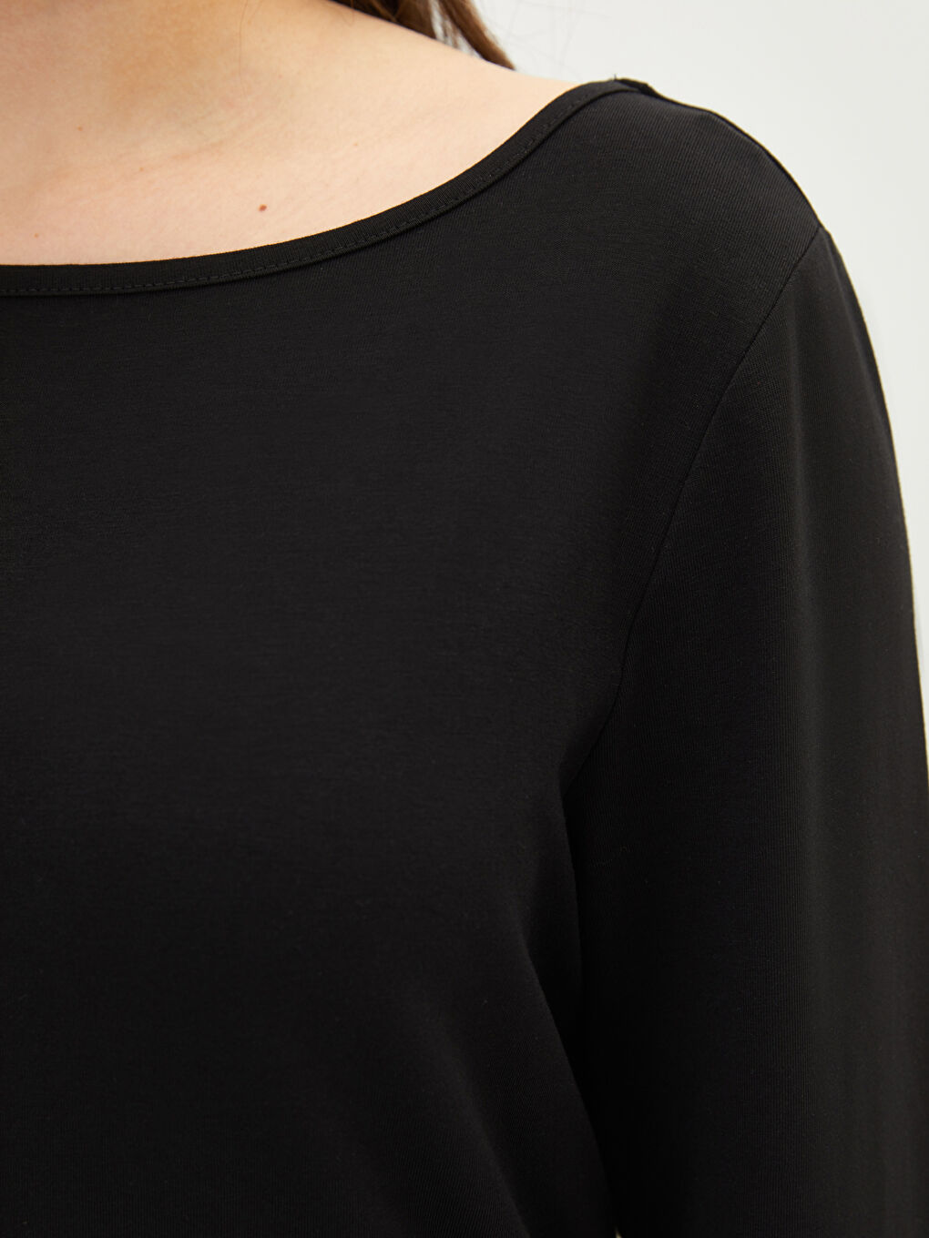 Siyah Büyük Beden Bisiklet Yaka Düz Uzun Kollu Kadın Tişört-3