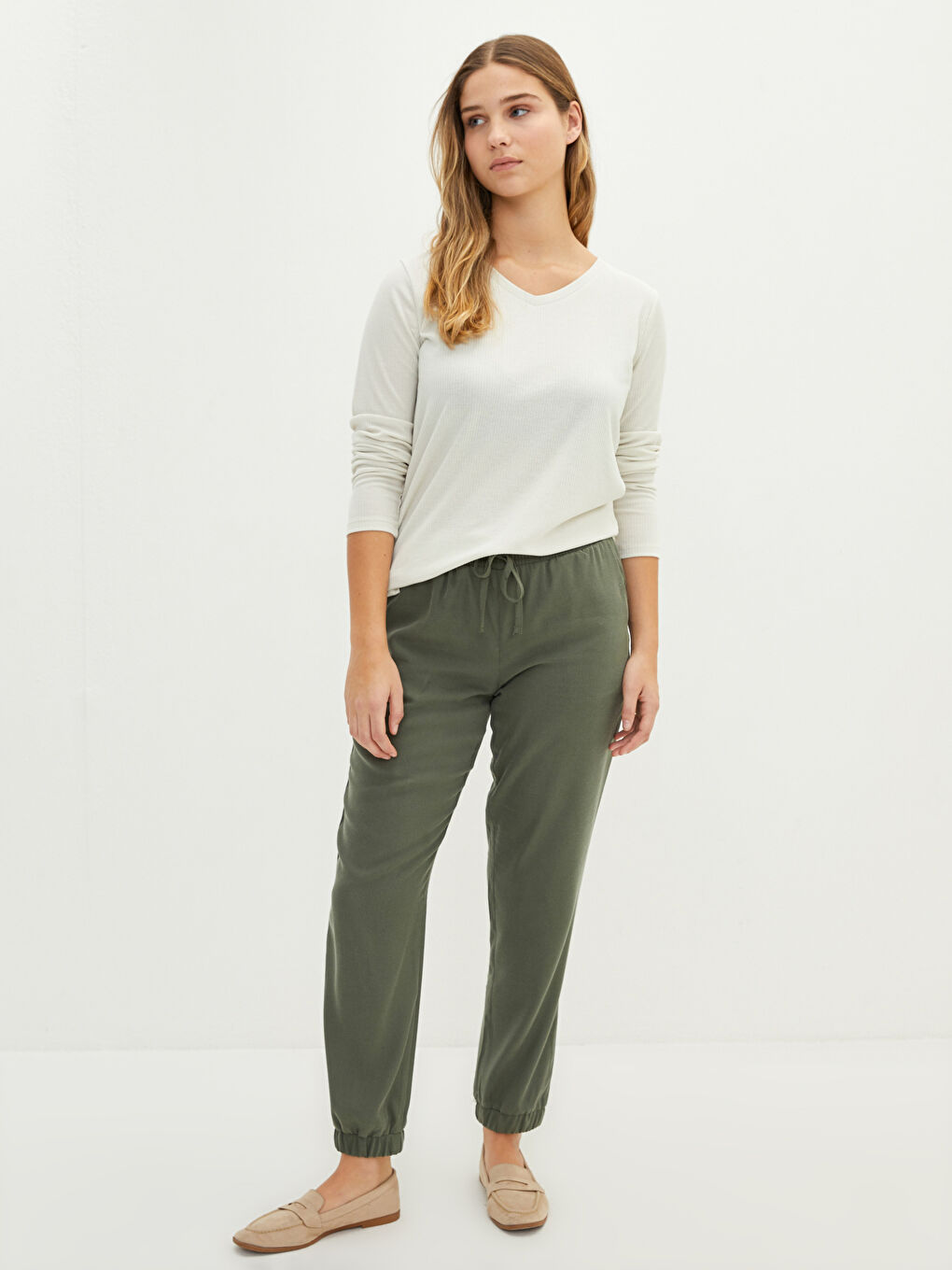 Gri Büyük Beden V Yaka Düz Uzun Kollu Kadın Tişört-2