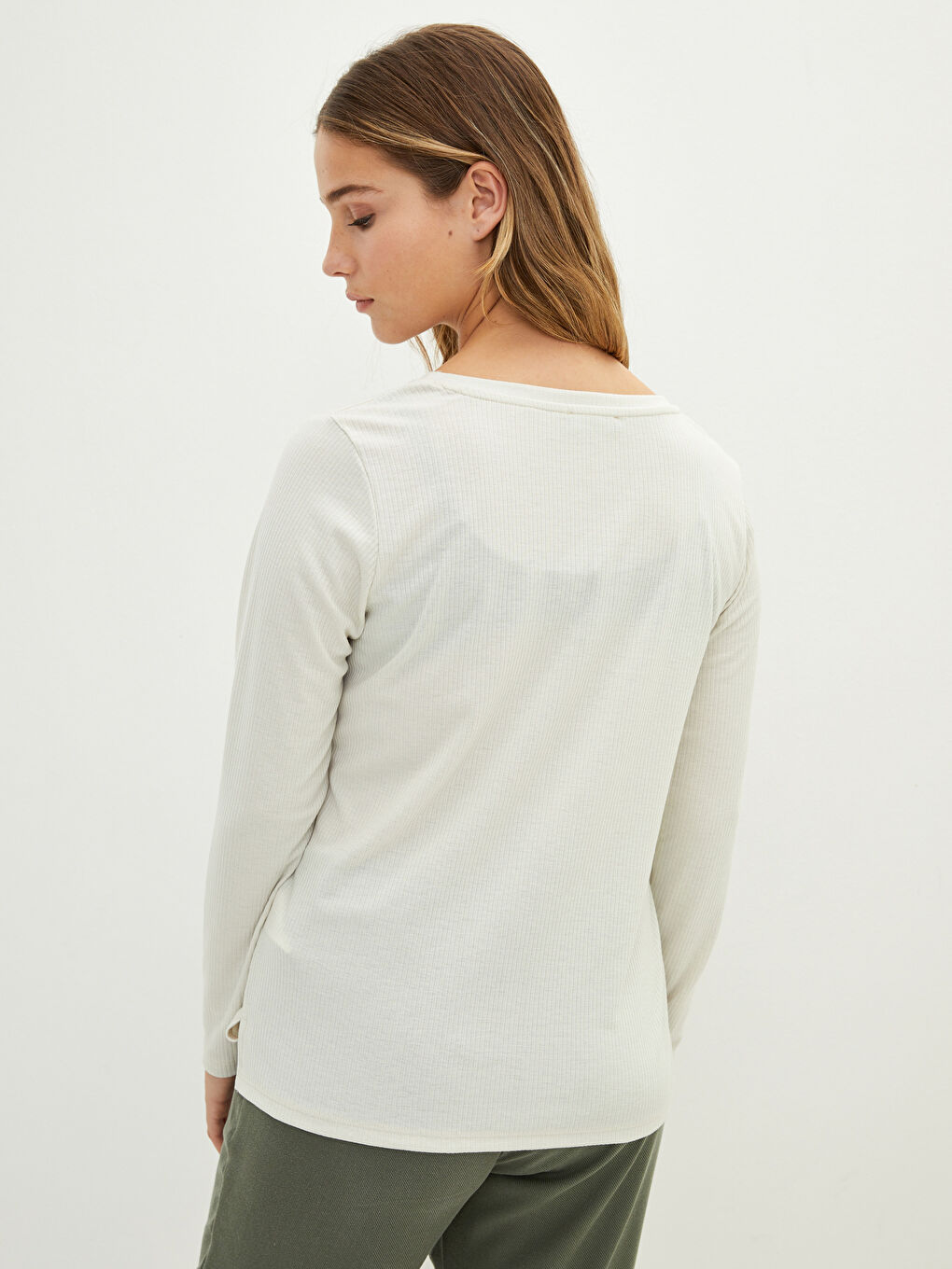 Gri Büyük Beden V Yaka Düz Uzun Kollu Kadın Tişört-4