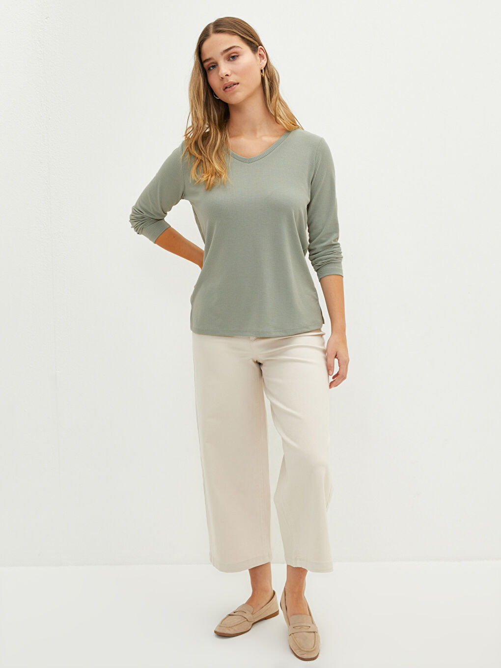 Yeşil Büyük Beden V Yaka Düz Uzun Kollu Kadın Tişört-3