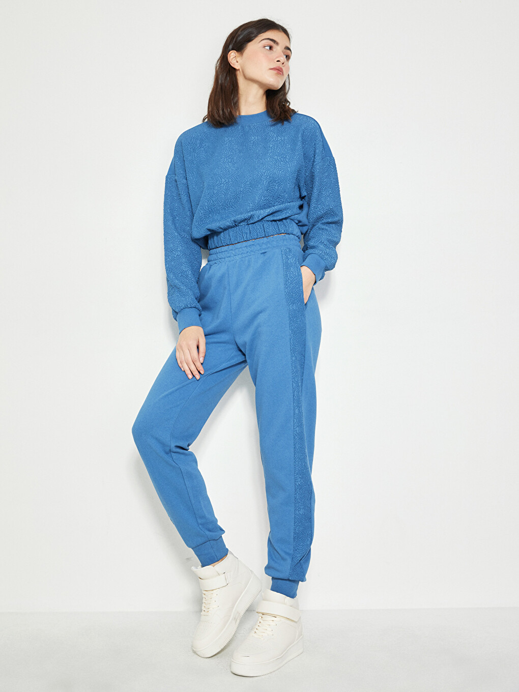 Women's Elastic Waist Patterned Pocket Detailed Jogger Sweatpants-1