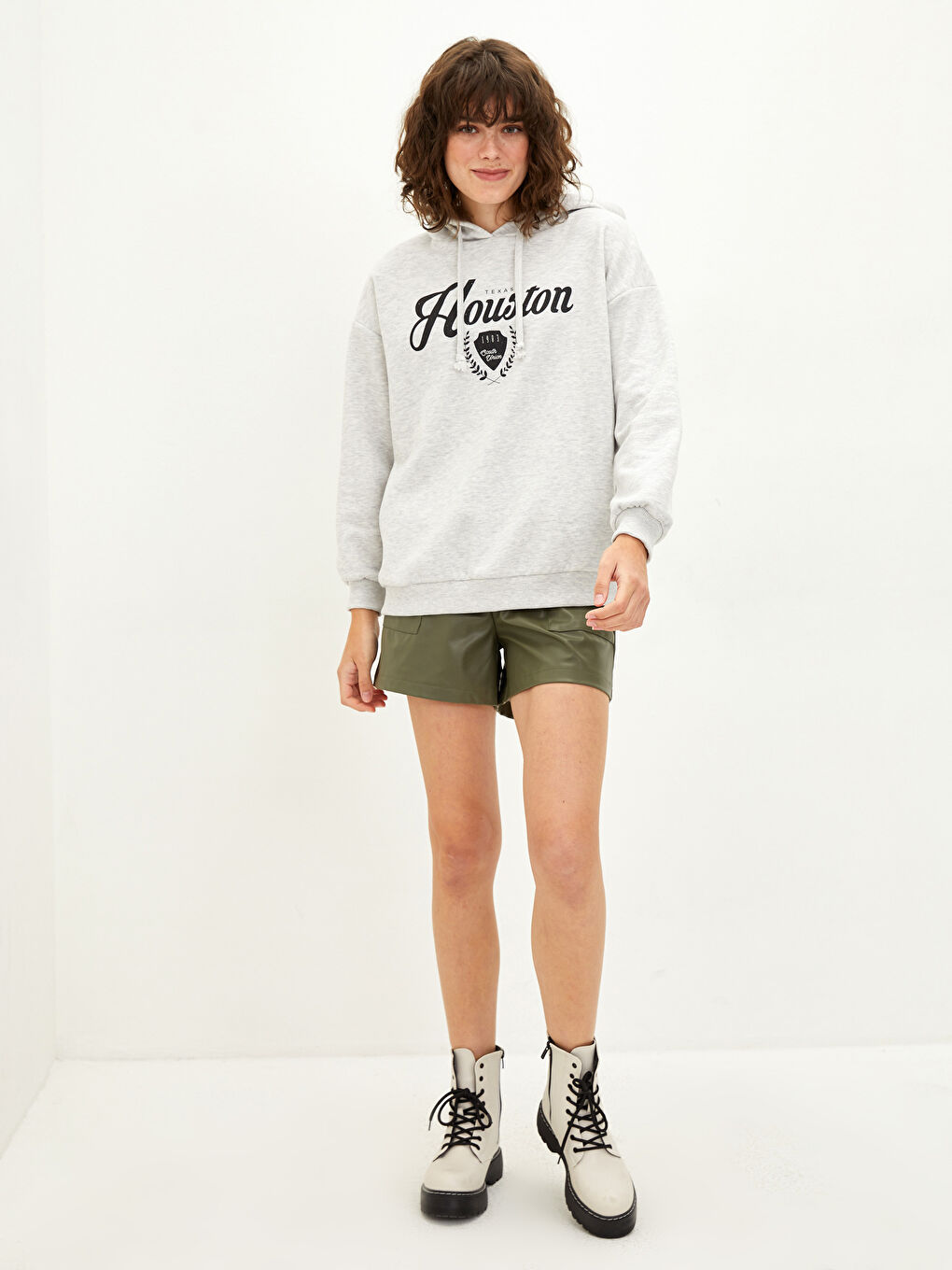 LCW Vision Bedrucktes Dickes Kapuzensweatshirt für Damen -W1J119Z8-EFN