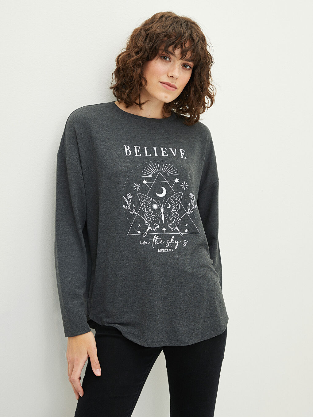 Antrasit Bisiklet Yaka Baskılı Uzun Kollu Kadın Tişört