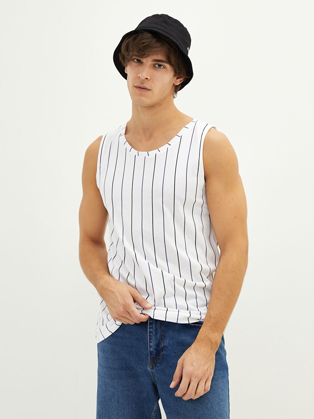 Beyaz Bisiklet Yaka Baskılı Pamuklu Erkek Kolsuz Tişört