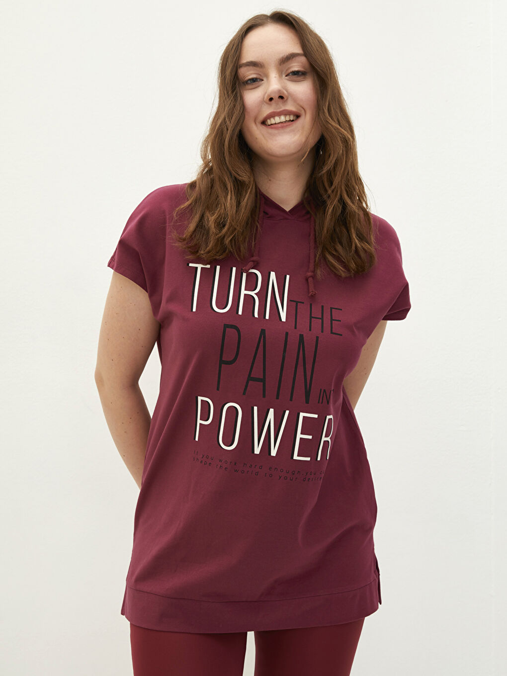 Hanorac Mărime Mare pentru Femei cu Mânecă Scurtă și Imprimeu cu Litere-1