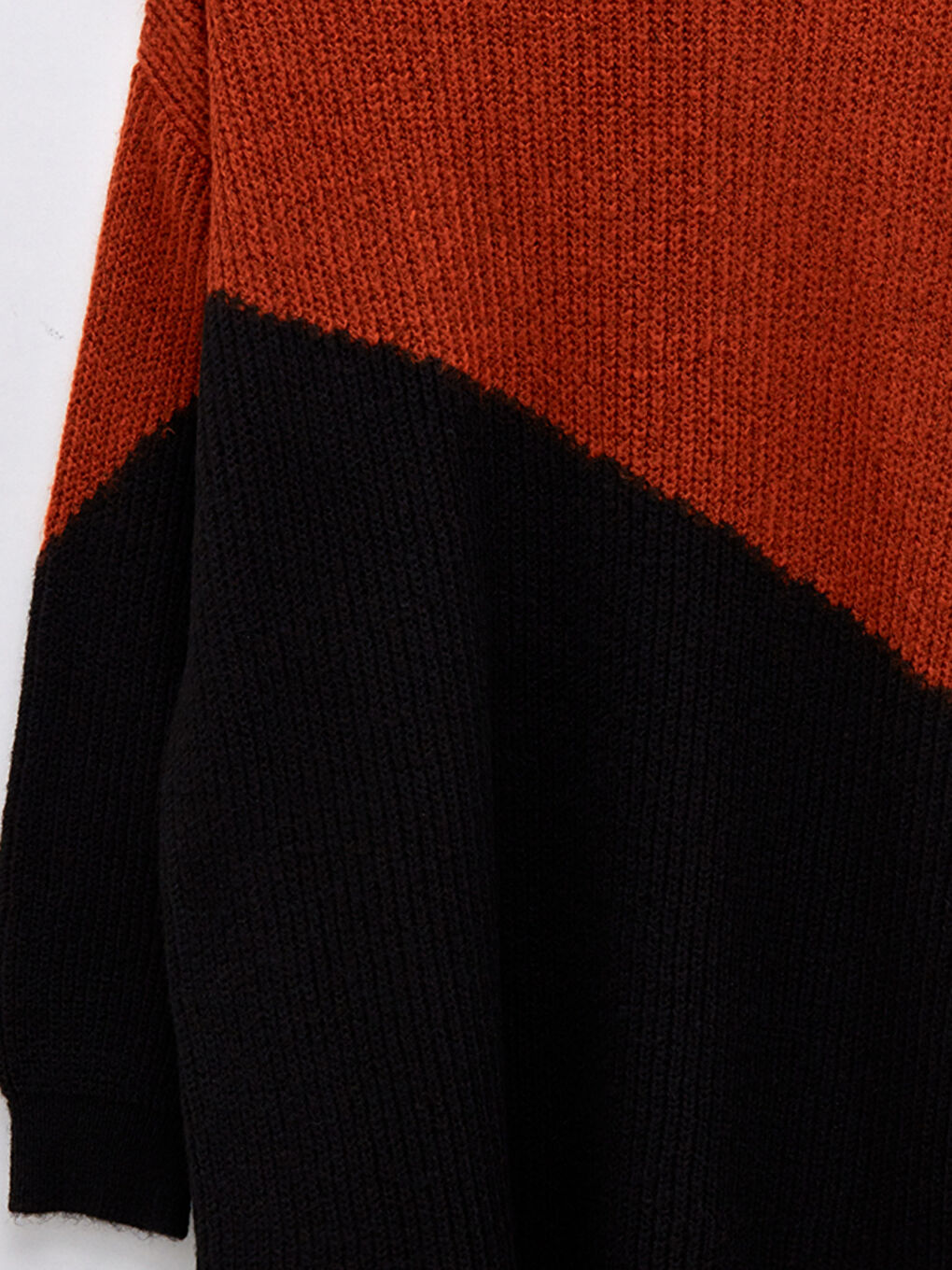 Kahverengi Yarım Balıkçı Yaka Renk Bloklu Uzun Kollu Kadın Triko Tunik-7