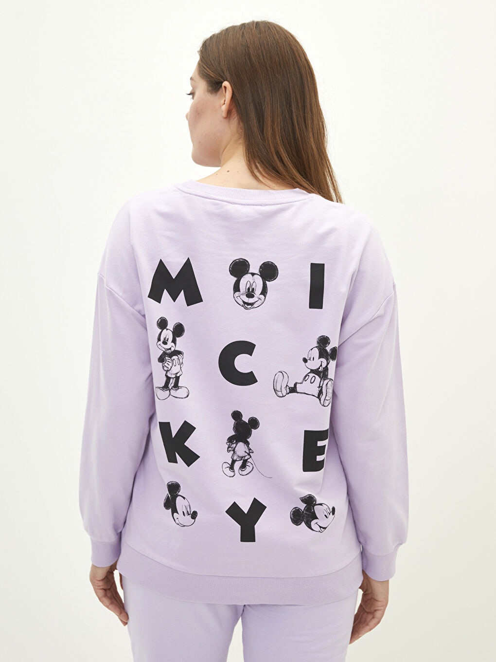 LC WAIKIKI Lila Büyük Beden Bisiklet Yaka Mickey Mouse Baskılı Uzun Kollu Pamuklu Kadın Sweatshirt - 8