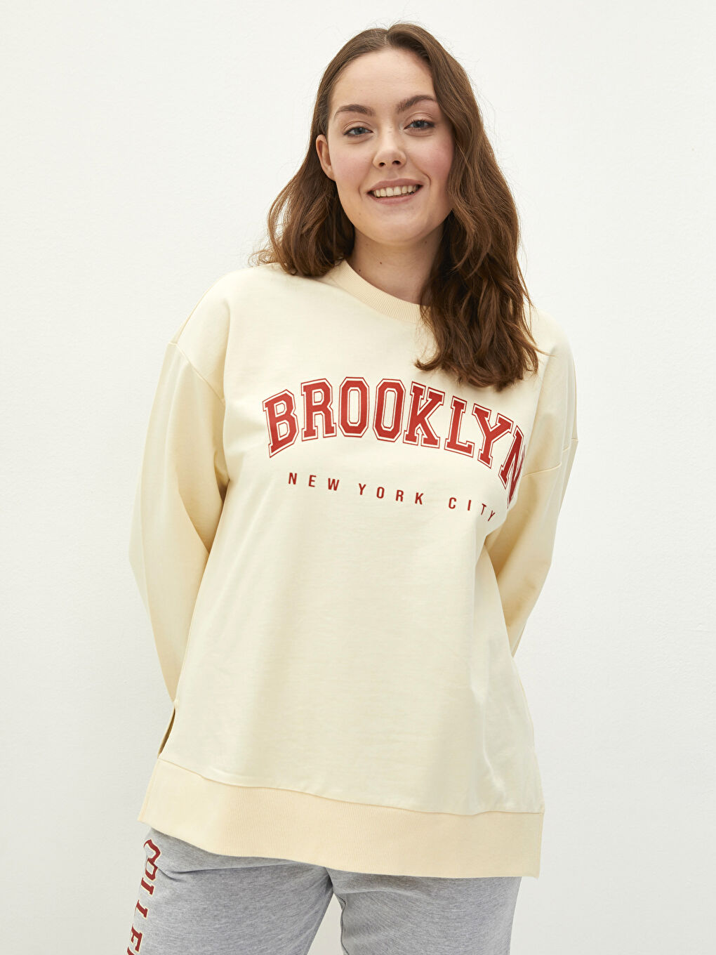 Large Size Crew Neck Letter Printed Long Sleeve Cotton Women's Sweatshirt-1