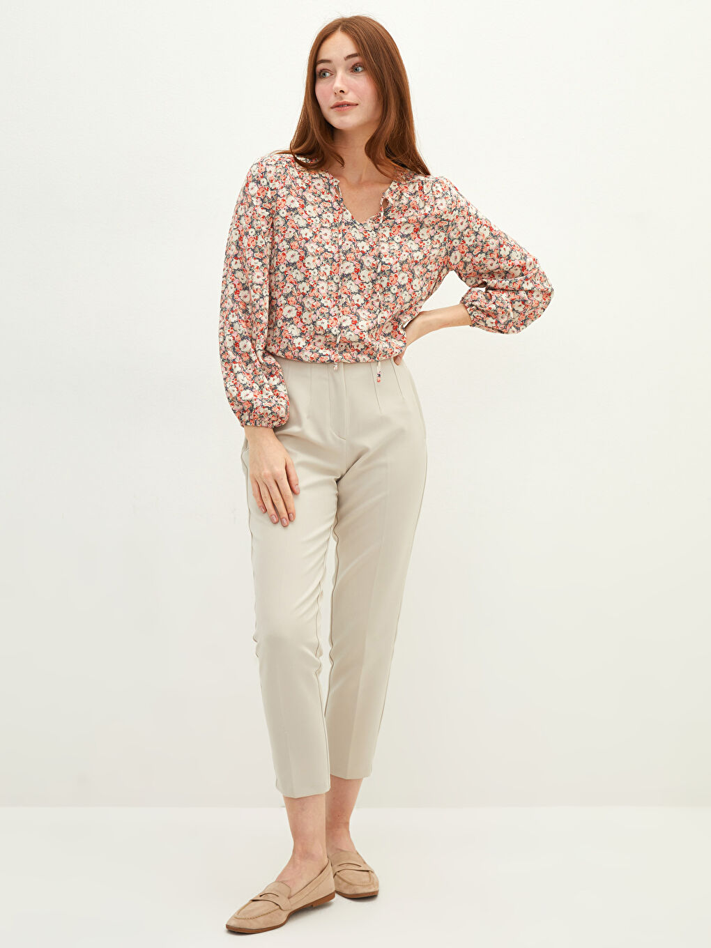 Ekru Bağlamalı Yaka Desenli Uzun Kollu Viskon Kadın Bluz-2