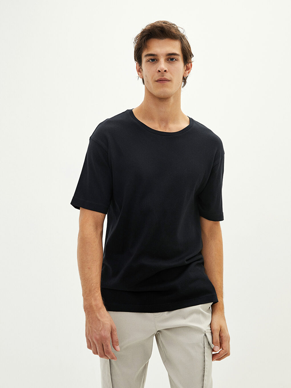 Siyah Bisiklet Yaka Kısa Kollu Erkek Triko Kazak-1