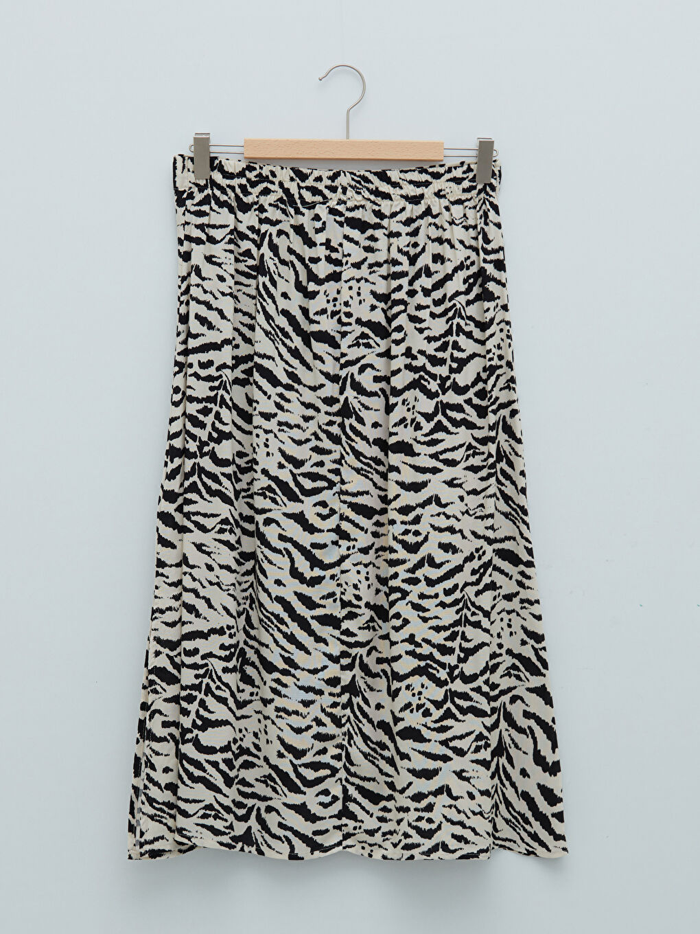 Siyah Beli Lastikli Desenli Viskon Kadın Etek-6