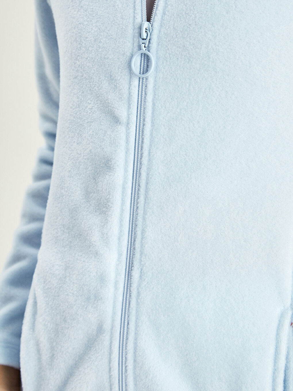 كارديجان رياضي للسيدات بياقة قمع وجيوب مستقيمة بتفاصيل وكم طويل من قماش بولار-2