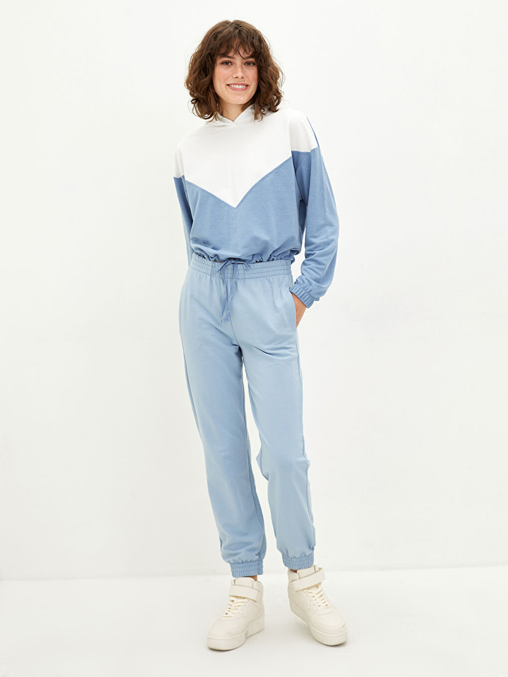 Mavi Kapüşonlu Renk Bloklu Uzun Kollu Kadın Sweatshirt-3