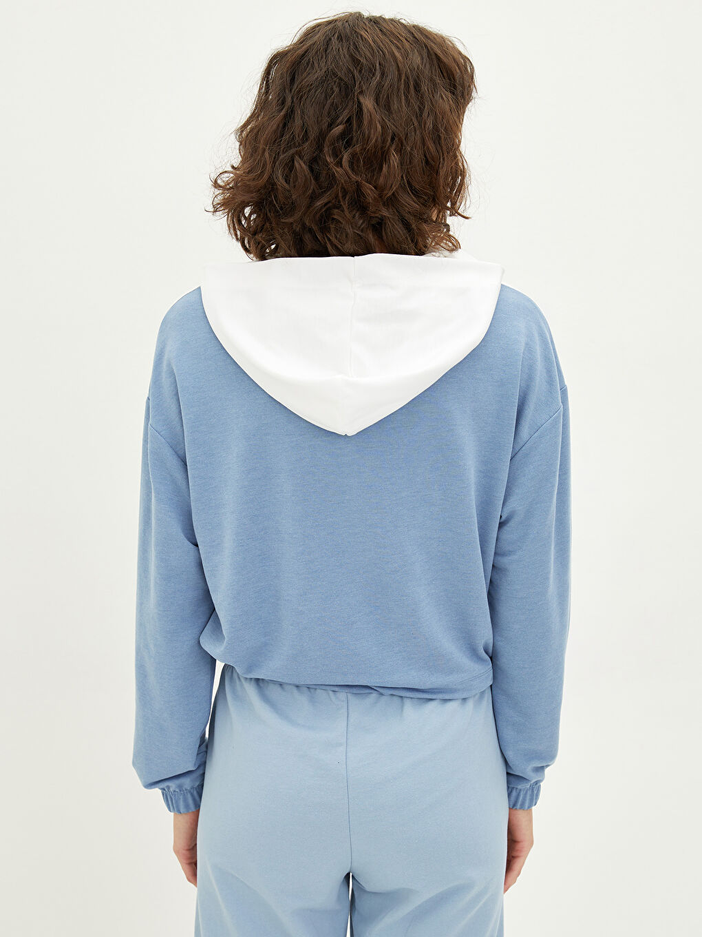 Mavi Kapüşonlu Renk Bloklu Uzun Kollu Kadın Sweatshirt-4