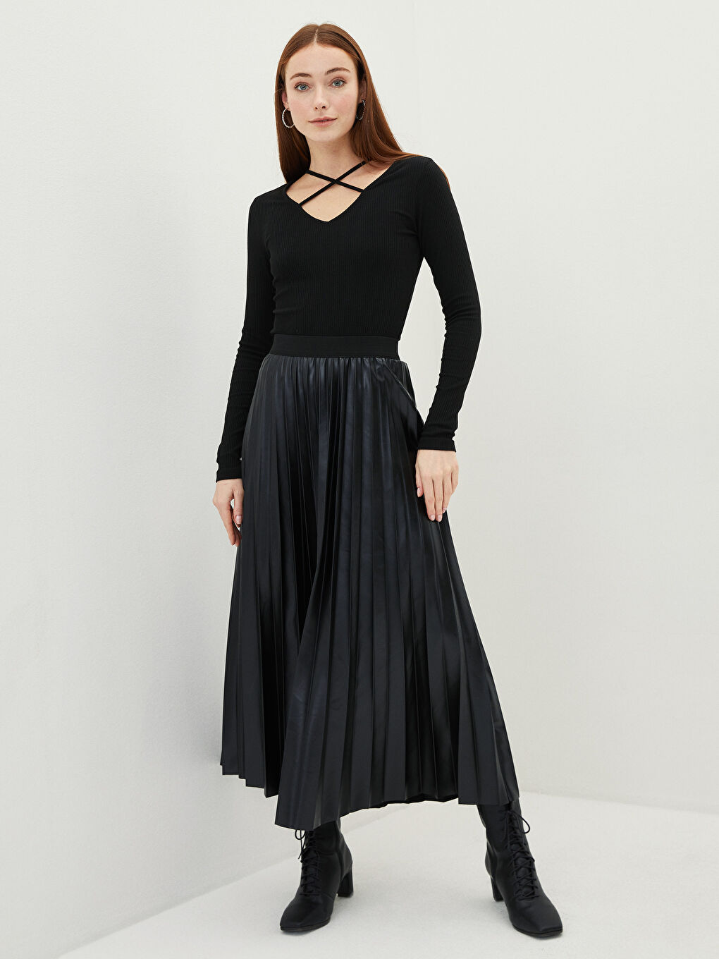 Jupe Plissée Unie à Taille Élastique en Similicuir pour Femmes