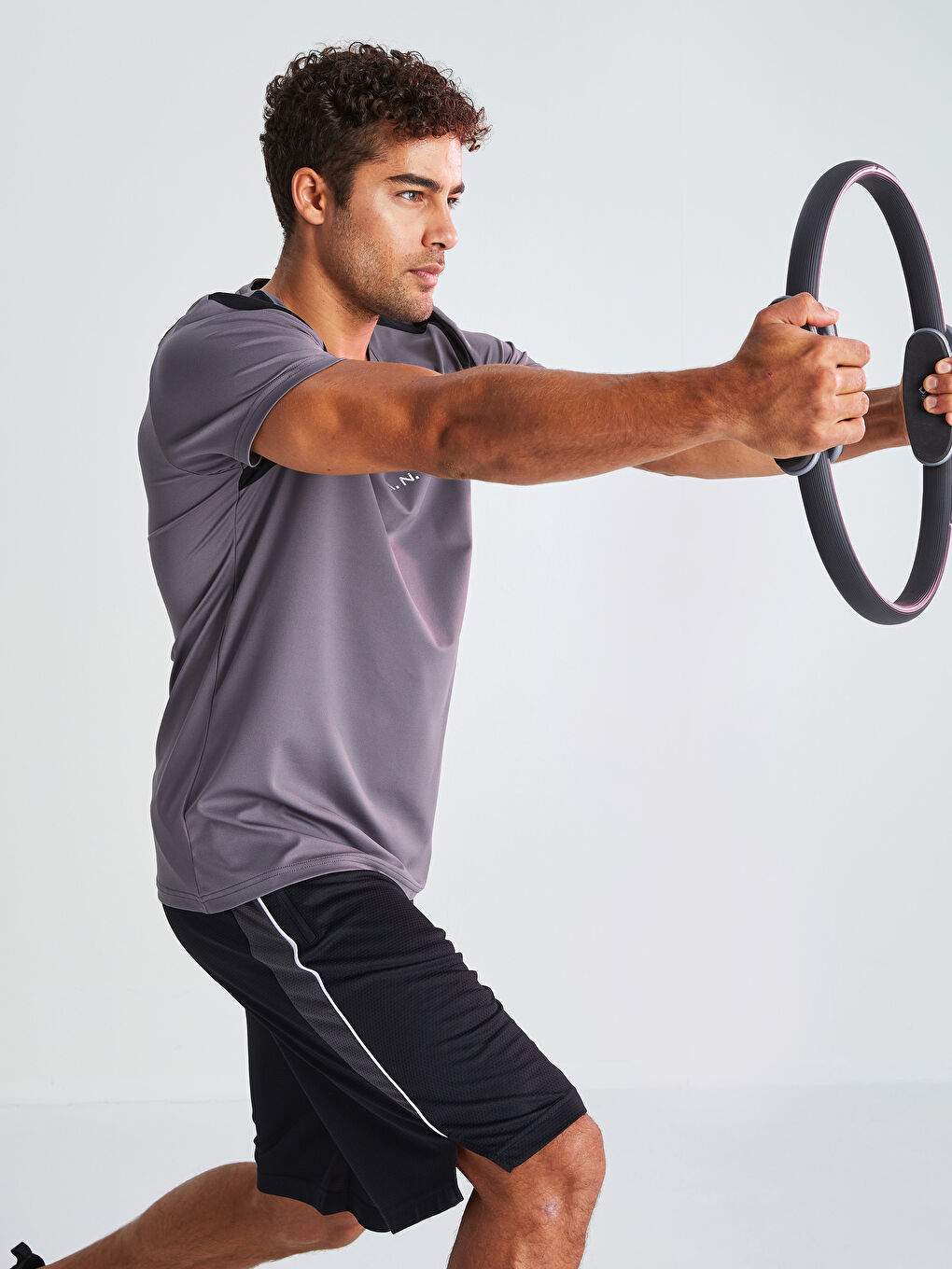 Gri Bisiklet Yaka Kısa Kollu Erkek Spor Tişört