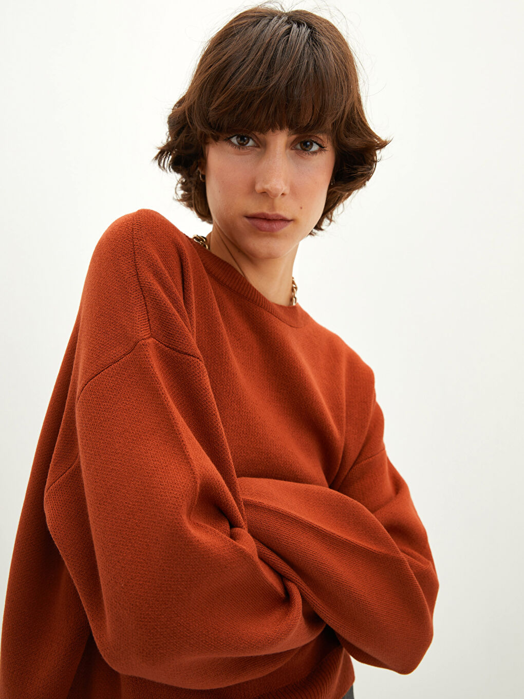 Pull-over en Tricot Uni à Col Rond et Manches Longues pour Femmes-1