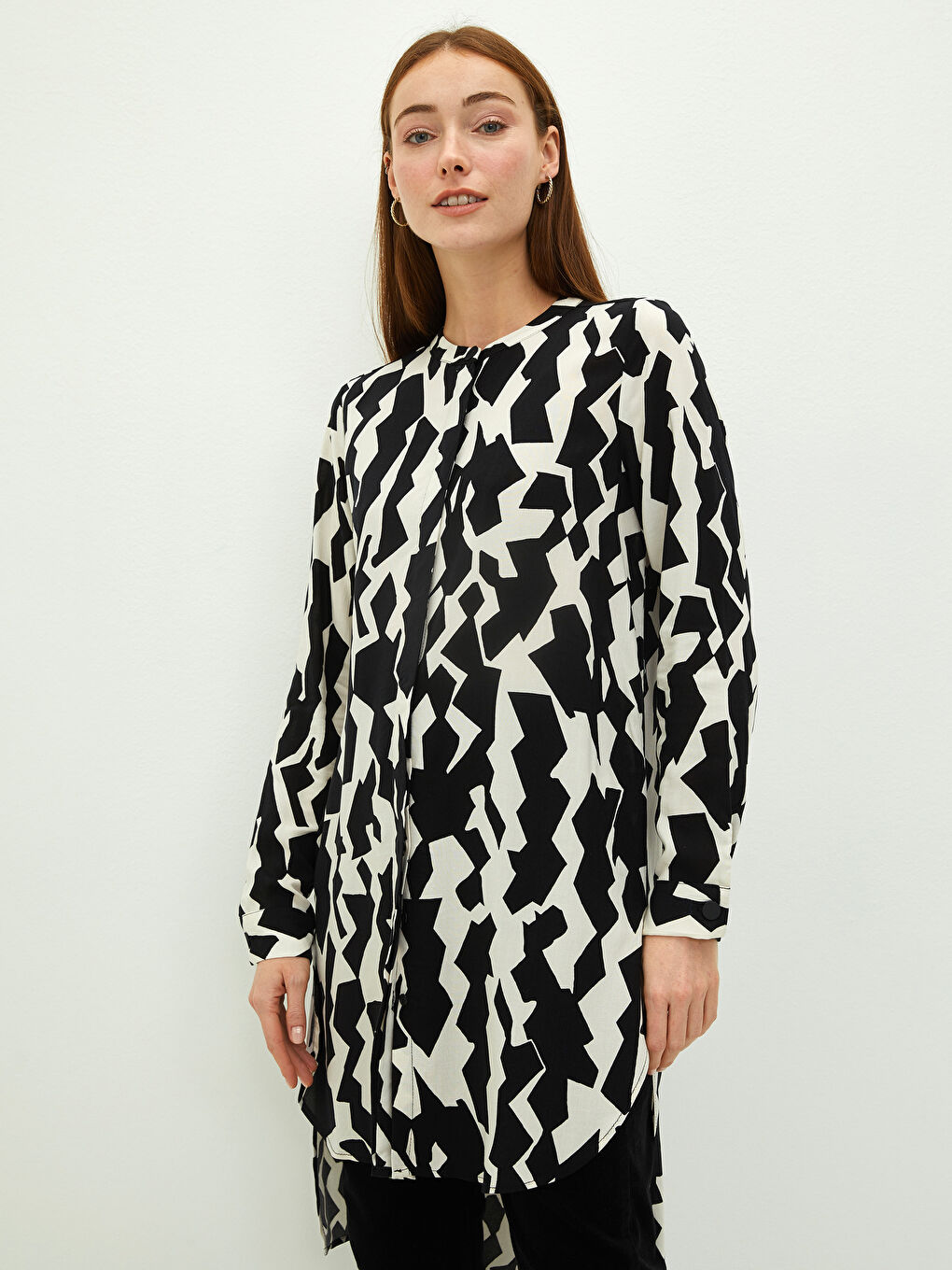 تونیکی قۆڵ درێژ ڤیسکۆز بۆ ژنان بە یه‌خه‌ی سوننەتی و چاپکراو-1