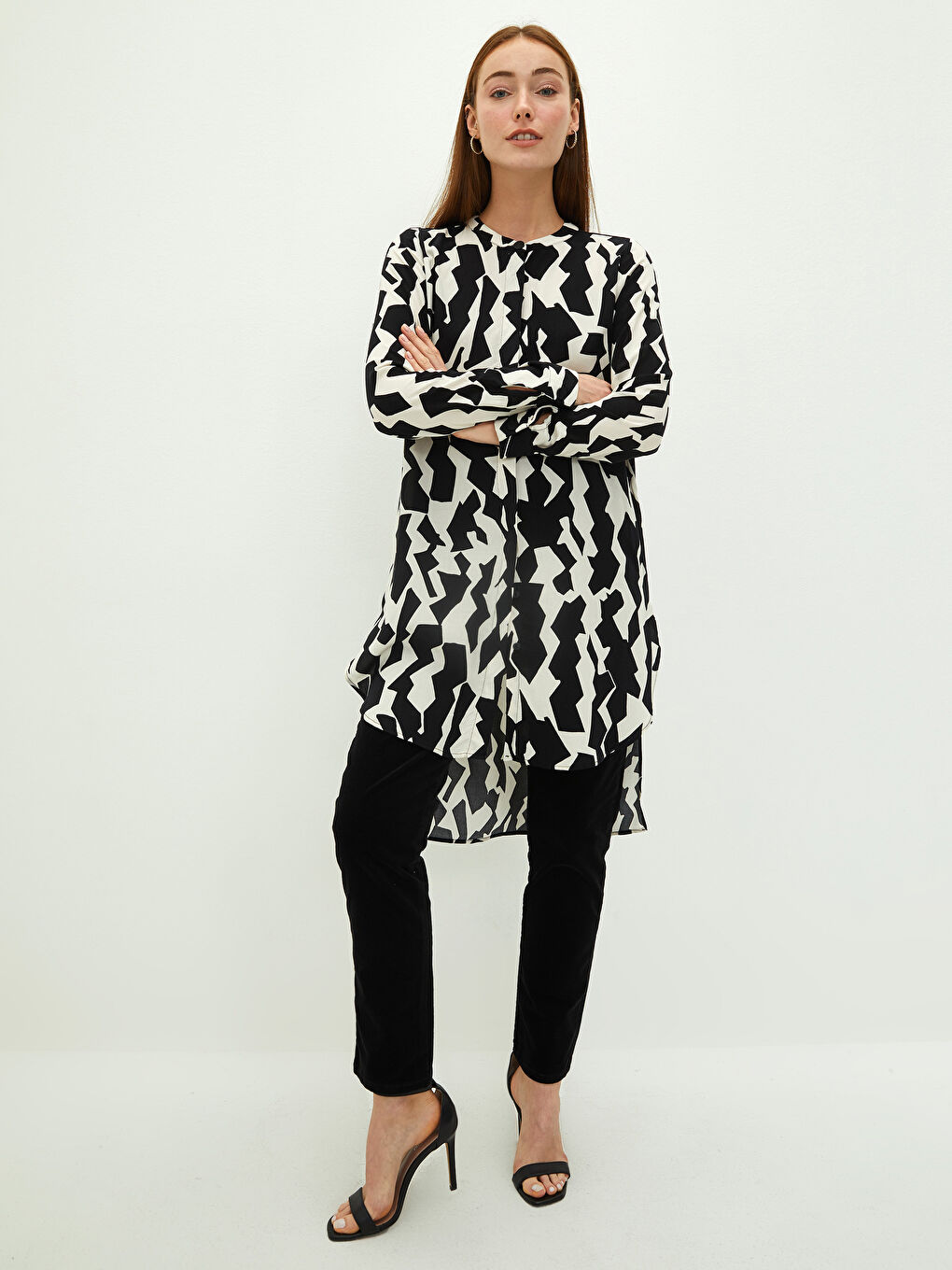 تونیکی قۆڵ درێژ ڤیسکۆز بۆ ژنان بە یه‌خه‌ی سوننەتی و چاپکراو-3